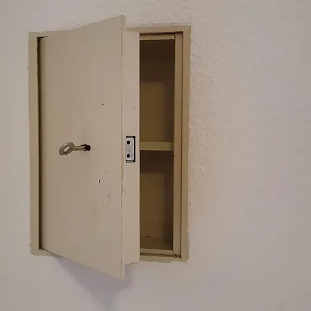 Laurin L63 Apartment *